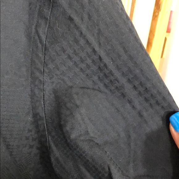 Robert Graham Casual Black Button Down Classic Fit - Picture 3 of 8